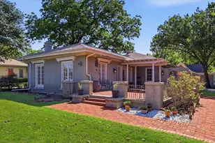 1306 N Locust St, Denton, TX 76201 - Photo 1