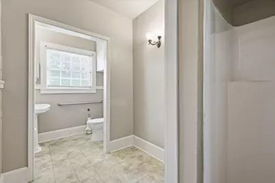 1306 N Locust Street, Denton, TX 76201 - Photo 29