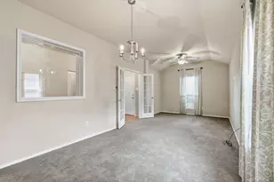 832 Clear Creek Dr, DeSoto, TX 75115 - Photo 5