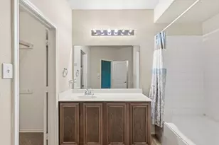 832 Clear Creek Dr, DeSoto, TX 75115 - Photo 19