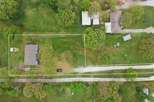 7334 W Line Rd, Collinsville, TX 76233 - Photo 17