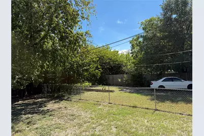 502 19th Street, Grand Prairie, TX 75050 - Photo 17