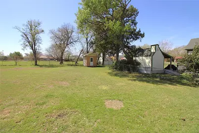 505 College, Italy, TX 76651 - Photo 21