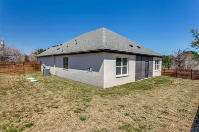 805 Woodhaven Court, Granbury, TX 76048 - Photo 25