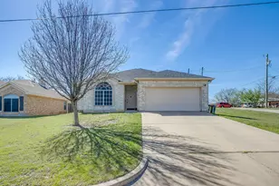 1315 Liberty St, Weatherford, TX 76086 - Photo 3