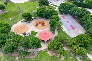 1670 Carson Ln, Frisco, TX 75033 - Photo 37