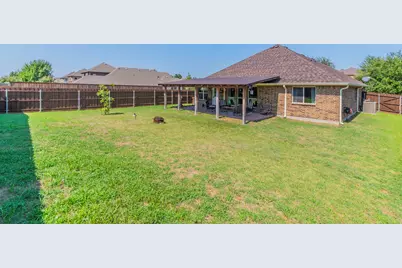 1104 Longhorn Drive, Aubrey, TX 76227 - Photo 25