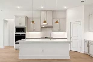 133 Swan Lake Dr, Waxahachie, TX 75165 - Photo 11