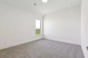 133 Swan Lake Dr, Waxahachie, TX 75165 - Photo 5