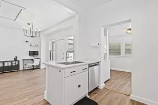 5617 Victor St, Dallas, TX 75214 - Photo 13