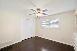 2003 Botts Dr, Arlington, TX 76012 - Photo 27