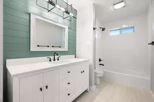 2003 Botts Dr, Arlington, TX 76012 - Photo 31