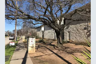 1924 S 8th Street, Waco, TX 76706 - Photo 9