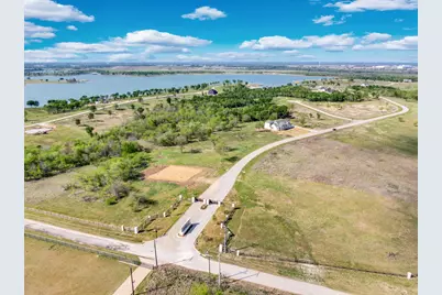 111 Barefoot Bay Boulevard, Corsicana, TX 75109 - Photo 33