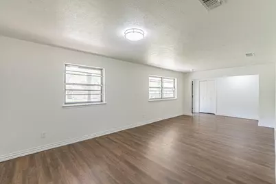 1017 Arlena Drive, Arlington, TX 76012 - Photo 7