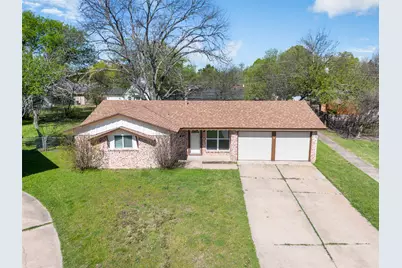 308 Jasmine Court, Burleson, TX 76028 - Photo 3