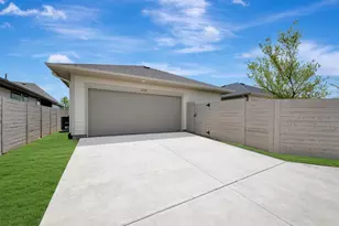 3720 Outpost Trl, McKinney, TX 75071 - Photo 25