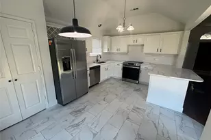 917 Cole Ave, Denton, TX 76208 - Photo 5