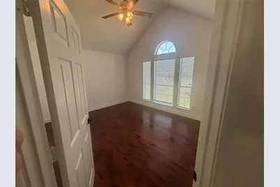 917 Cole Avenue, Denton, TX 76208 - Photo 11