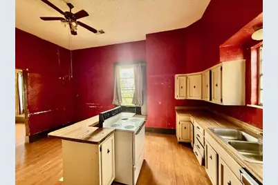 950 W Bonham Avenue, Cooper, TX 75432 - Photo 11