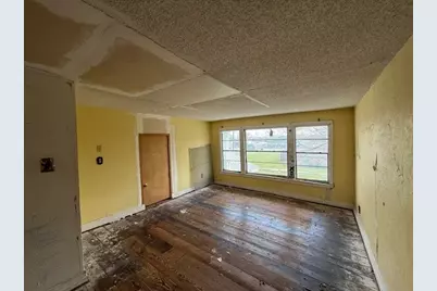 950 W Bonham Avenue, Cooper, TX 75432 - Photo 17