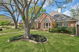 2930 Woodland Hills Dr, Grapevine, TX 76051 - Photo 35