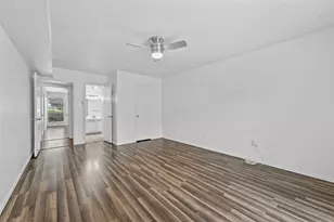 4002 Ridglea Country Club Dr, Fort Worth, TX 76126 - Photo 19