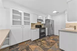 4002 Ridglea Country Club Dr, Fort Worth, TX 76126 - Photo 9