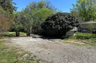 1812 Gale Dr, Pelican Bay, TX 76020 - Photo 1