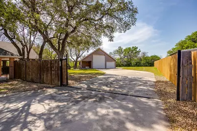 128 Oakwood Court, Lakeside, TX 76135 - Photo 33