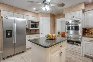 128 Oakwood Ct, Lakeside, TX 76135 - Photo 11