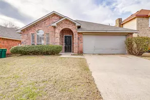 927 Simon Dr, Cedar Hill, TX 75104 - Photo 1