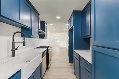 912 Wilkinson Drive, Mesquite, TX 75149 - Photo 11