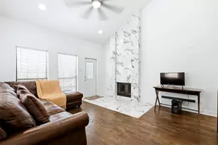 2110 Cologne Dr, Carrollton, TX 75007 - Photo 21