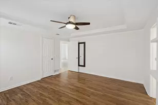 3129 Luallen Dr, Carrollton, TX 75007 - Photo 13