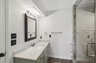 3129 Luallen Dr, Carrollton, TX 75007 - Photo 19