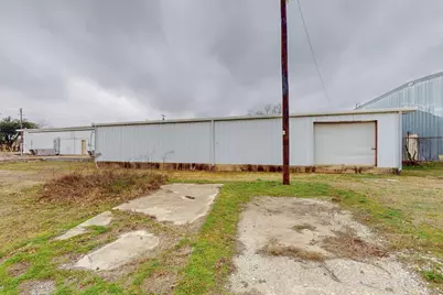 517 E Broadway Street #C, Gainesville, TX 76240 - Photo 1