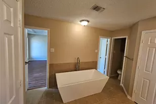 1340 Grand Teton Dr, DeSoto, TX 75115 - Photo 19