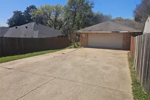 1340 Grand Teton Dr, DeSoto, TX 75115 - Photo 29