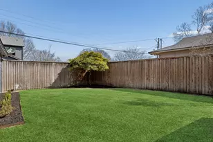 9646 Livenshire Dr, Dallas, TX 75238 - Photo 27