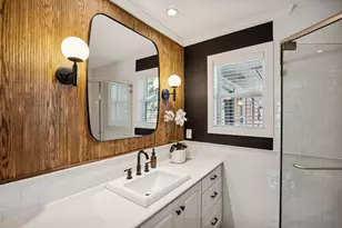 9646 Livenshire Dr, Dallas, TX 75238 - Photo 17