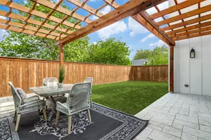 3742 Almazan Dr, Dallas, TX 75220 - Photo 19