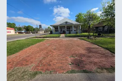 211 W Sabine Street, Groesbeck, TX 76642 - Photo 33