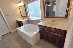 2294 Wind Meadow Ln, Lewisville, TX 75056 - Photo 17