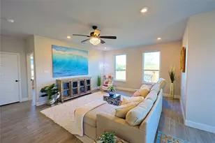 2415 Beverly Dr, Granbury, TX 76048 - Photo 11