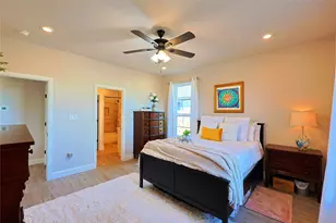 2415 Beverly Dr, Granbury, TX 76048 - Photo 13