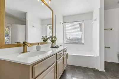 913 Azalia Drive, Lewisville, TX 75067 - Photo 29