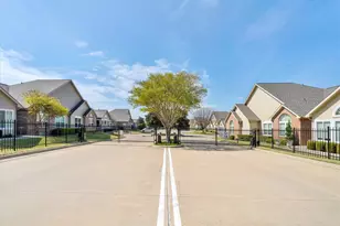 2601 Marsh Ln, Plano, TX 75093 - Photo 3