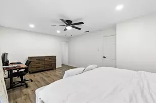 3242 Spring Meadow Ln, Grand Prairie, TX 75052 - Photo 19