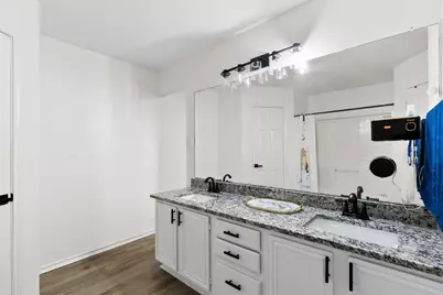 3242 Spring Meadow Lane, Grand Prairie, TX 75052 - Photo 21